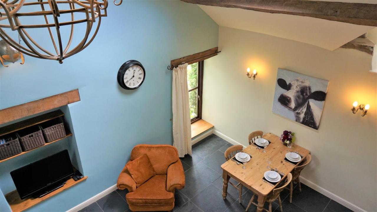 Sheep Dip Cottage - 5* Cyfie Farm, With Log Burner And Private Hot Tub Llanfyllin Εξωτερικό φωτογραφία