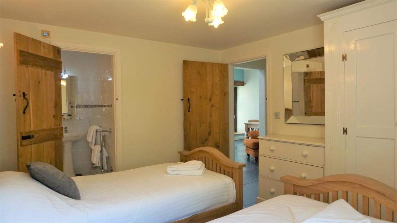 Sheep Dip Cottage - 5* Cyfie Farm, With Log Burner And Private Hot Tub Llanfyllin Εξωτερικό φωτογραφία